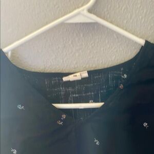 H&M Black Top with Elegant Design